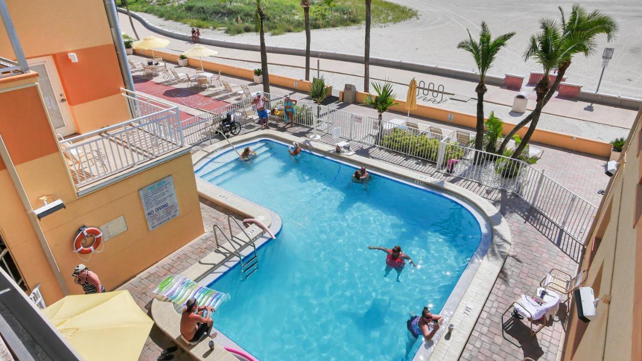 Page Terrace Beachfront Hotel 圣徒皮特海滩 外观 照片