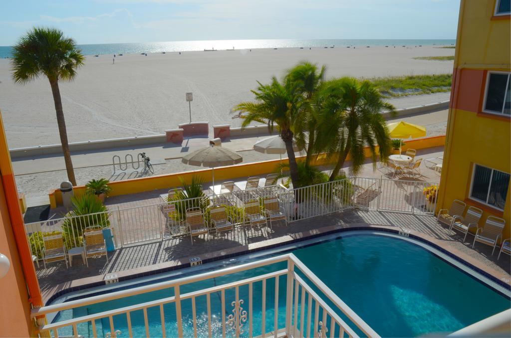 Page Terrace Beachfront Hotel 圣徒皮特海滩 外观 照片