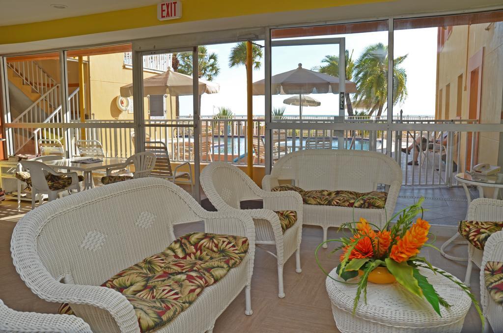 Page Terrace Beachfront Hotel 圣徒皮特海滩 外观 照片