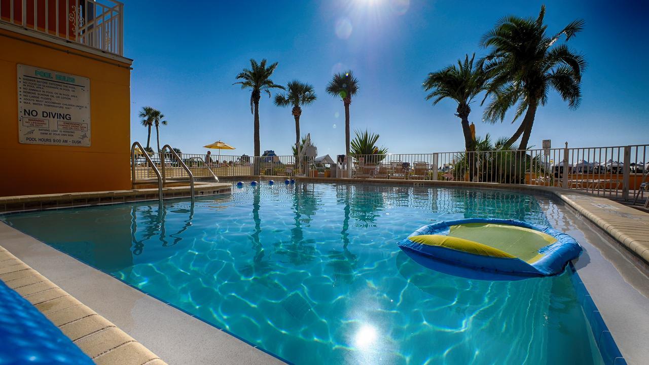 Page Terrace Beachfront Hotel 圣徒皮特海滩 外观 照片